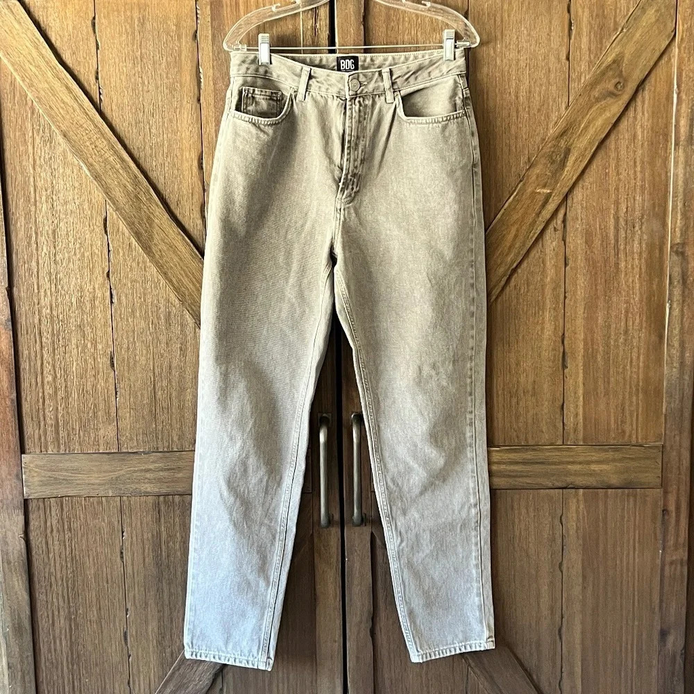 Urban Outfitters BDG Mom High-Rise Jeans Washed Gray Women's Size 29 EUC - Picture 4 of 8